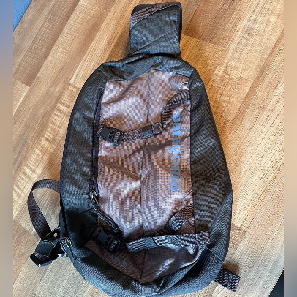 Patagonia Atom Bag 8L - Great condition